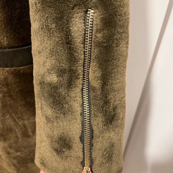 Lamb Fur Hunter Green Women’s Coat - Picture 5 of 9